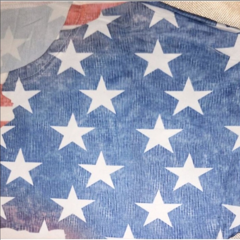 Patriotic American Flag Tee - Picture 5 of 7